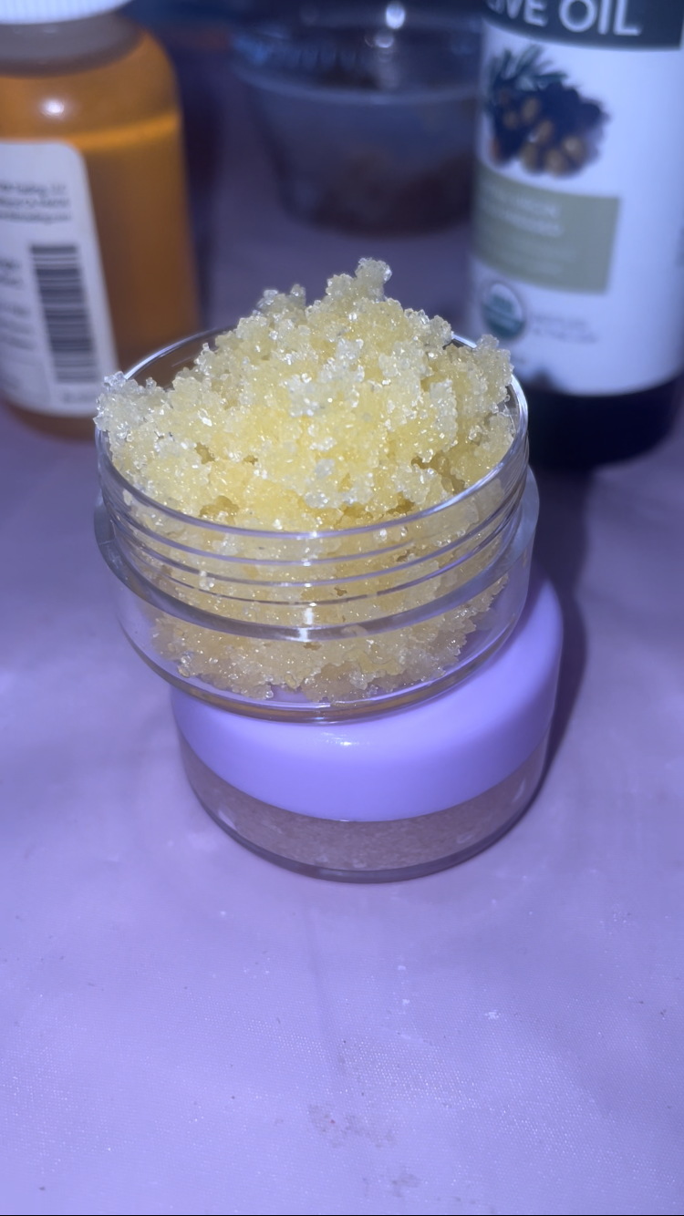 Pineapple lipscrub π