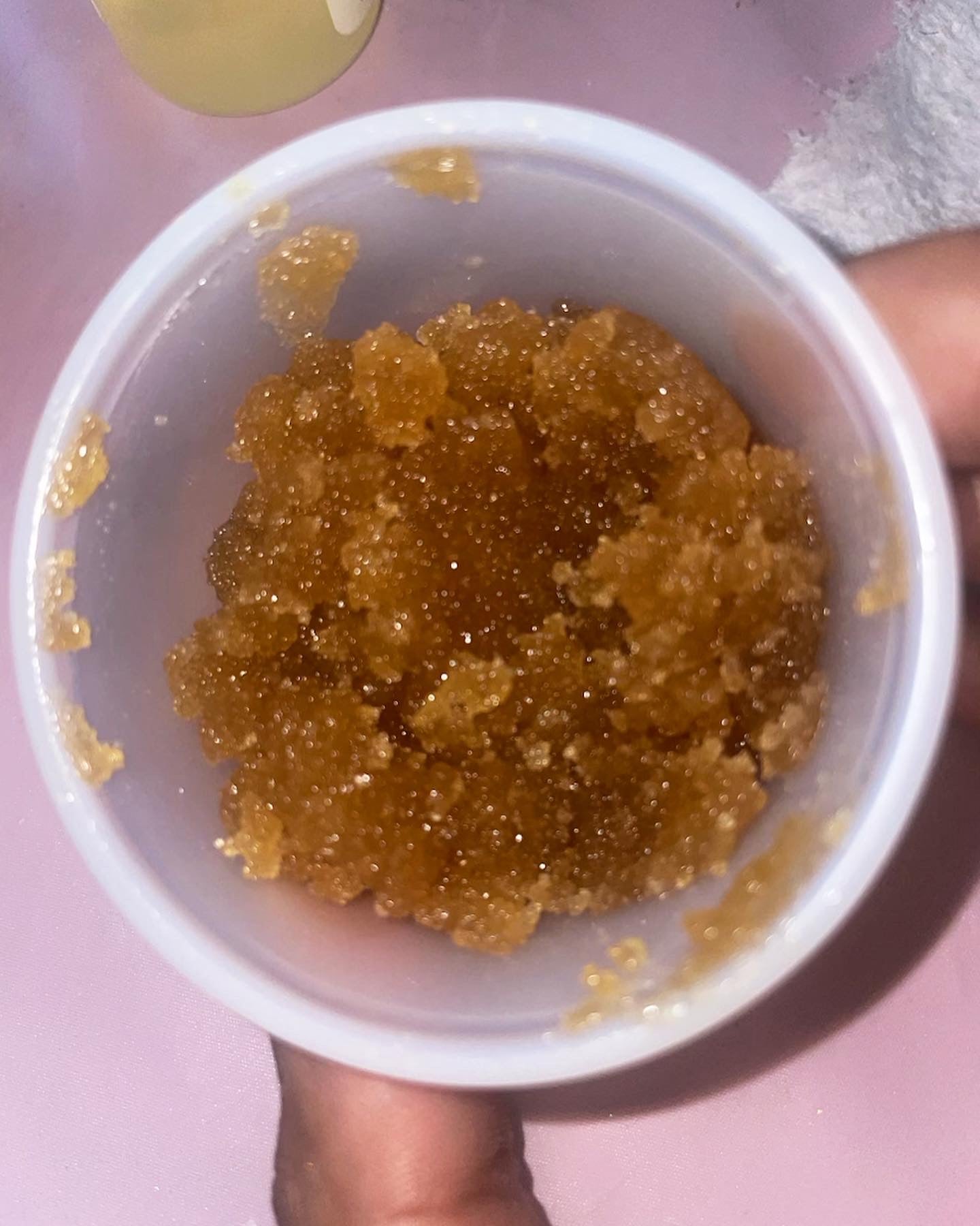 Cinnamon bun Lipscrub