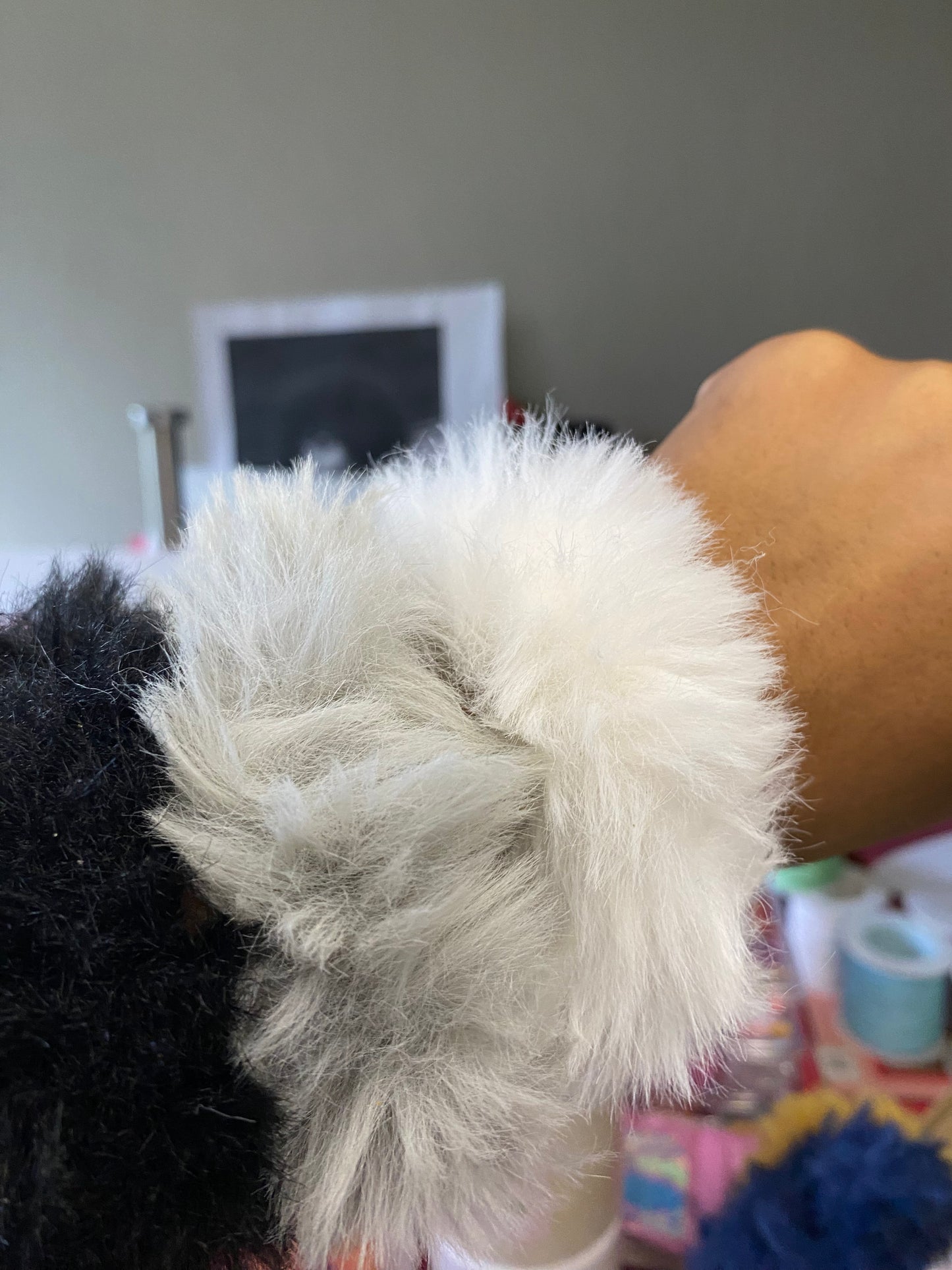 furry scrunchies (grey shades)